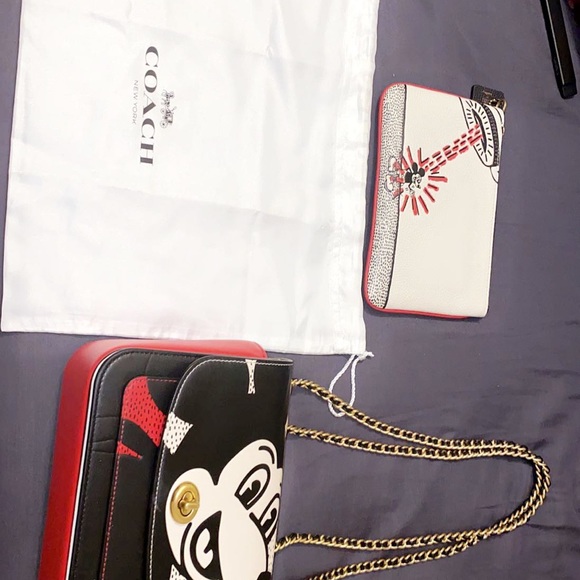 Mickey MouseKeith Haring brass/red shoulder bag - Picture 10 of 10